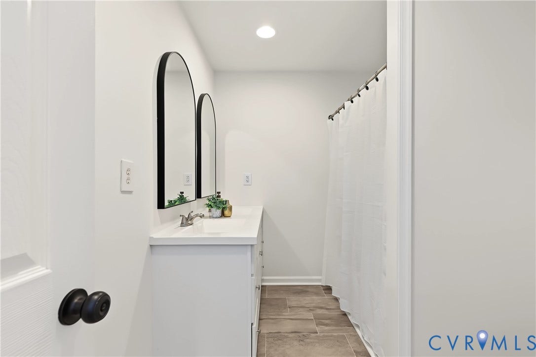 5315 Stokes Lane, Richmond, VA 23226 Second Floor Full Bath