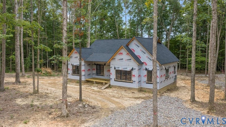 Property photo for 20 Holman Mill Court, Farmville, VA