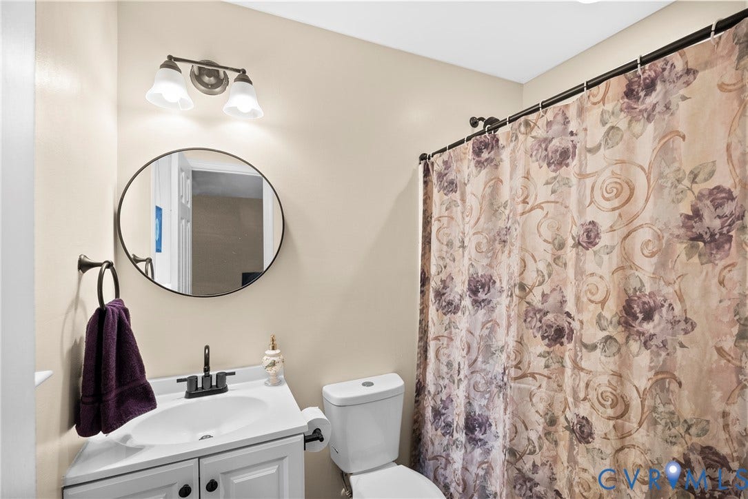 6626 Jackson Road, Quinton, VA 23141 The private primary bath features a tub/shower combination for everyday convenience.
