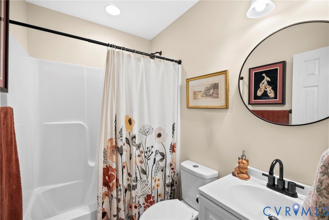 6626 Jackson Road, Quinton, VA 23141 The second full bath includes a tub/shower combination, convenient for family and guests alike.
