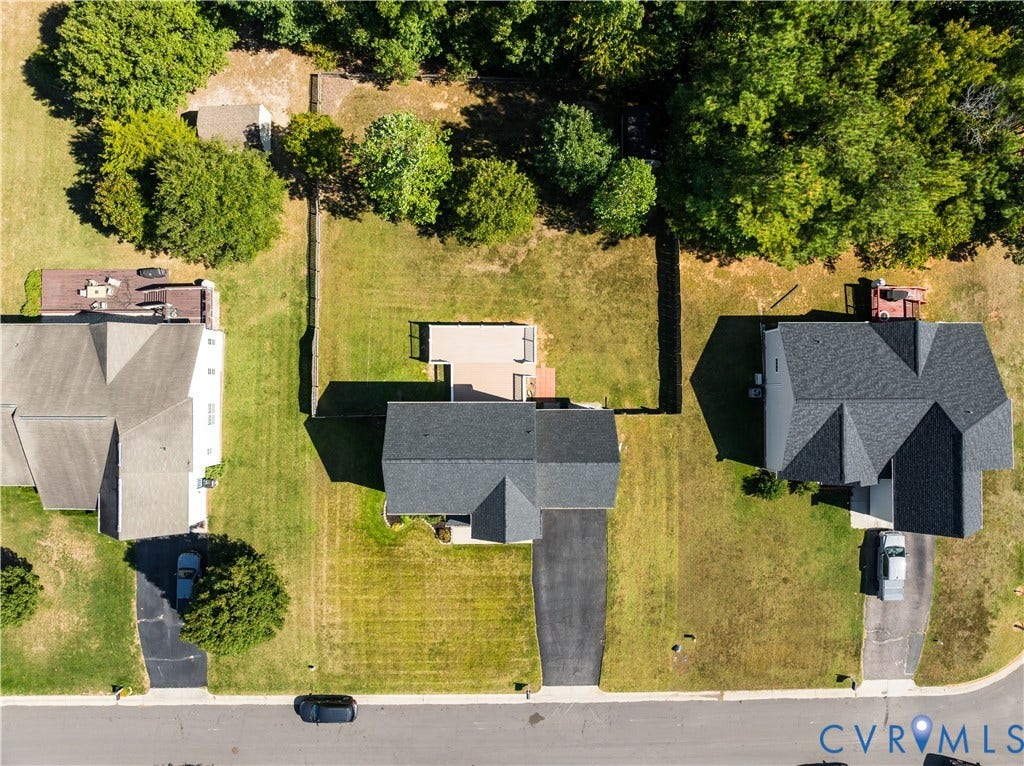 8429 Jordan Heights Lane, North Dinwiddie, VA 23803 8429 Jordan Heights Lane, North Dinwiddie, VA 23803