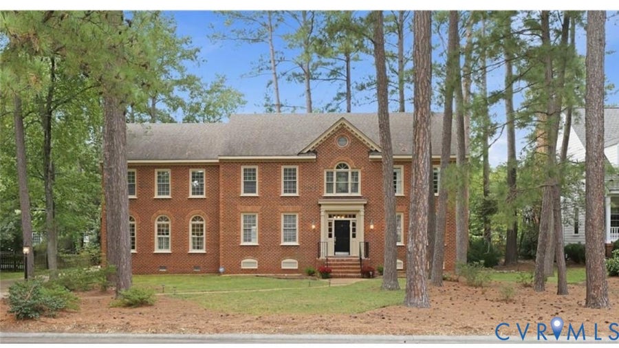Property photo for 2713 Hardings Trace Lane, Henrico, VA