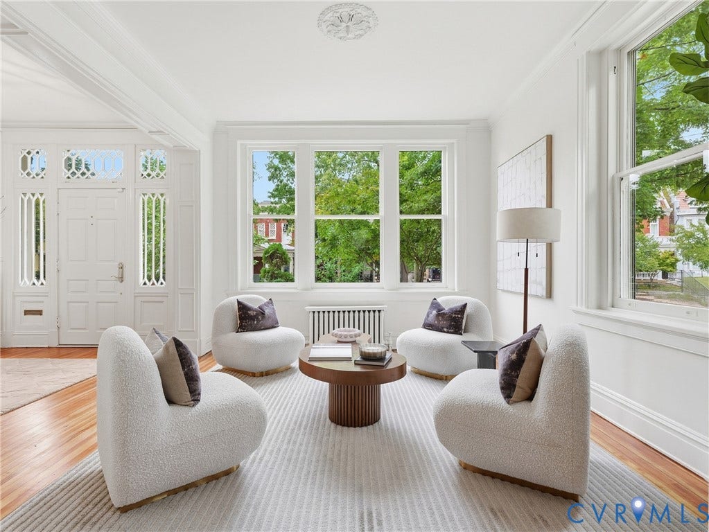 1901 Hanover Avenue, Fan, Richmond, VA 23220 Expansive multi-pane windows, wood-finish flooring, ornate ceiling medallion, decorative door sidelights, and detailed crown molding