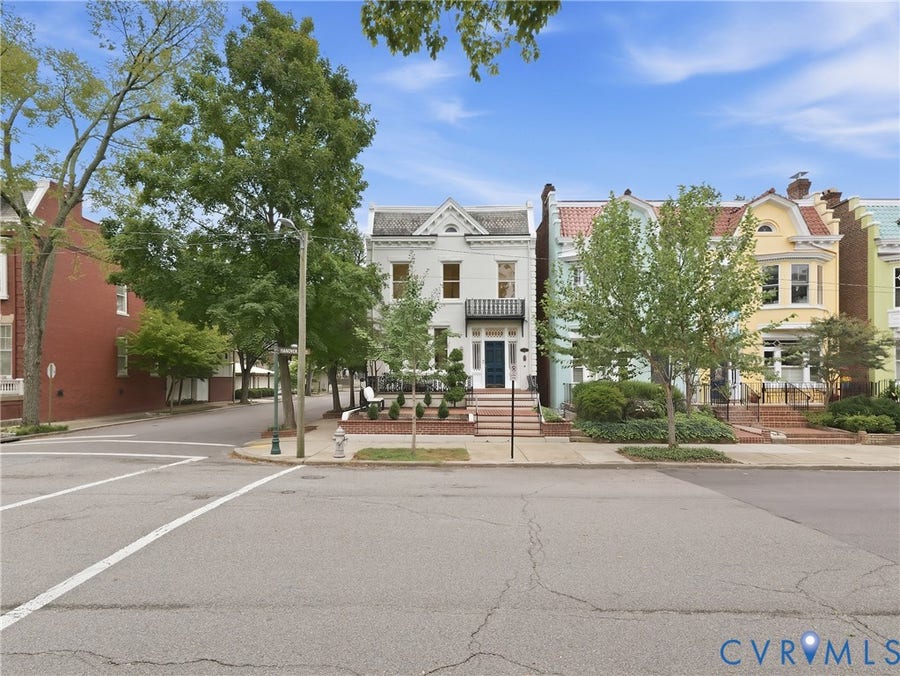 Property photo for 1901 Hanover Avenue, Richmond, VA