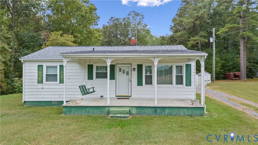 Property photo for 13812 Old Stage Road, Dinwiddie, VA