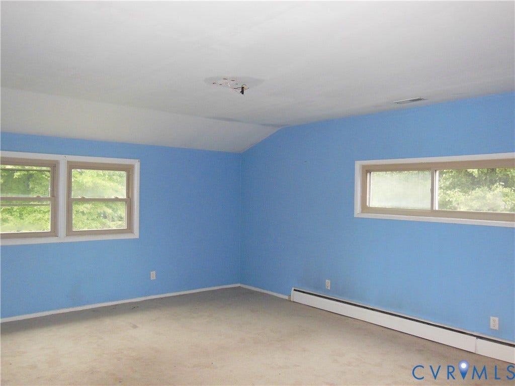 Bedroom # 2 - 2nd Floor. Double Closets