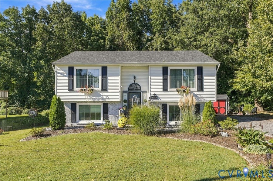 Property photo for 1725 Debbie Lane, Richmond, VA