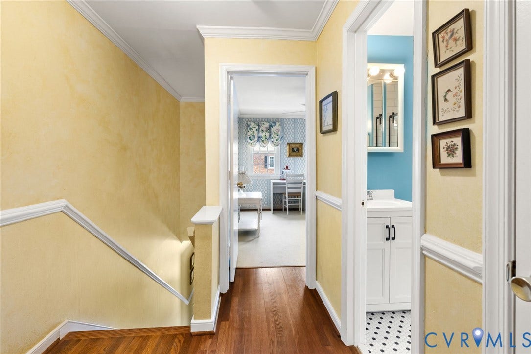 505 N Hamilton Street, #F, Richmond, VA 23221 Hardwood-style flooring throughout hallway