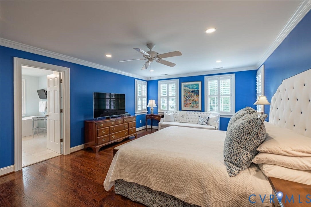Bright,happy Primary Bedroom