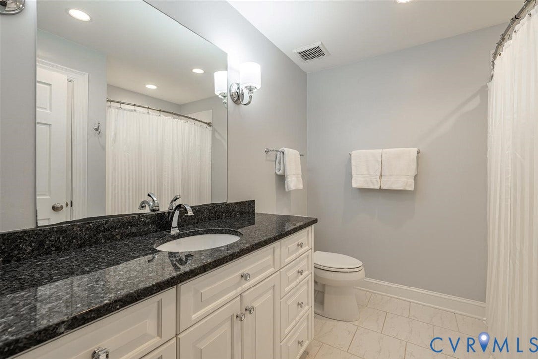 Full bathroom attached to the Junior Suite Bedroom