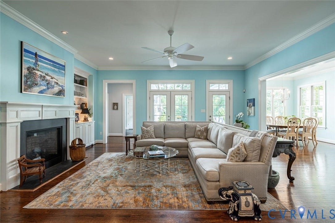 10ft ceilings in the welcoming Living Room