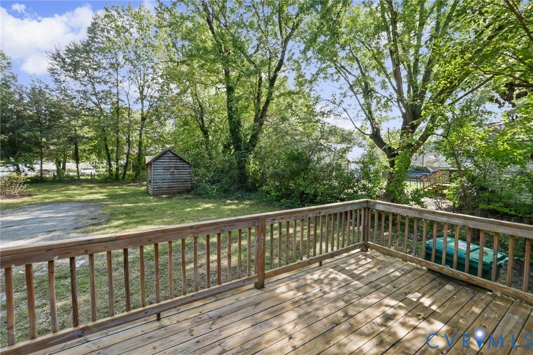 210 Naglee Avenue, Sandston, VA 23150