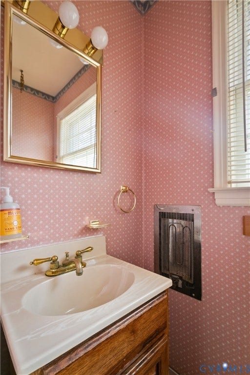 Powder room