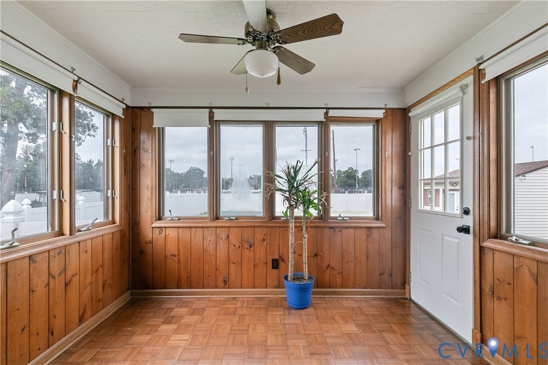Bright morning room with access to backyard