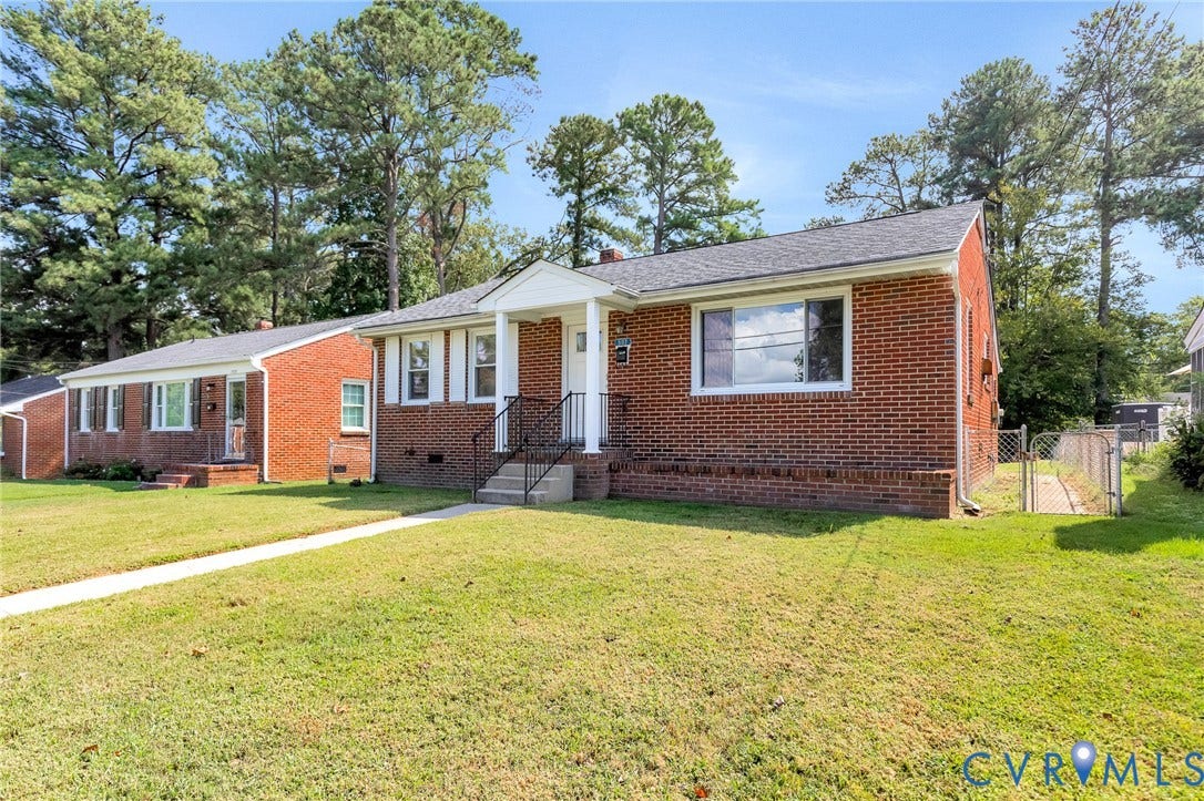 507 Walnut Avenue, Walnut Court, Colonial Heights, VA 23834 Brick exterior with white window trim