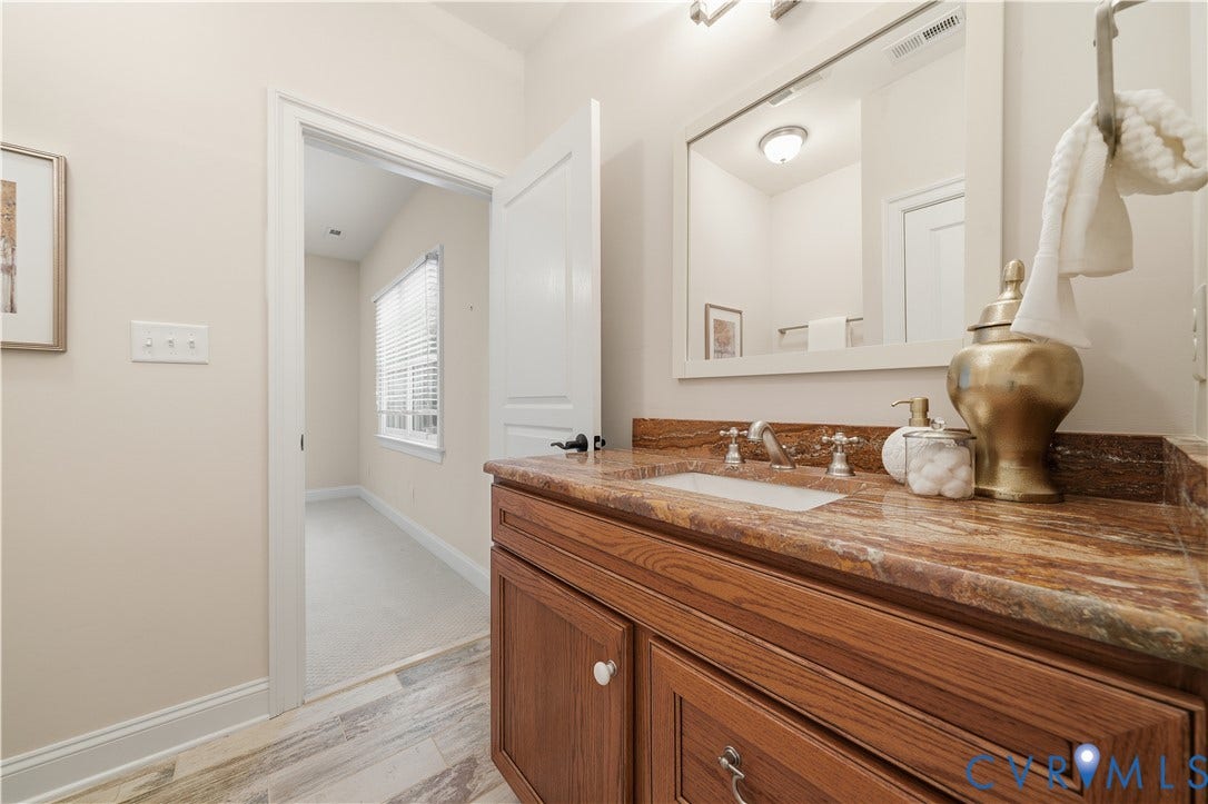 Jack and Jill powder room