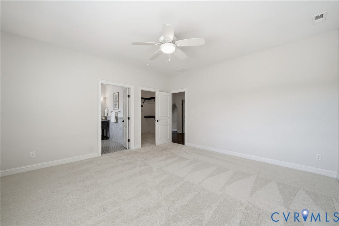 Second Primary with large walk-in closet and ensuite bathroom