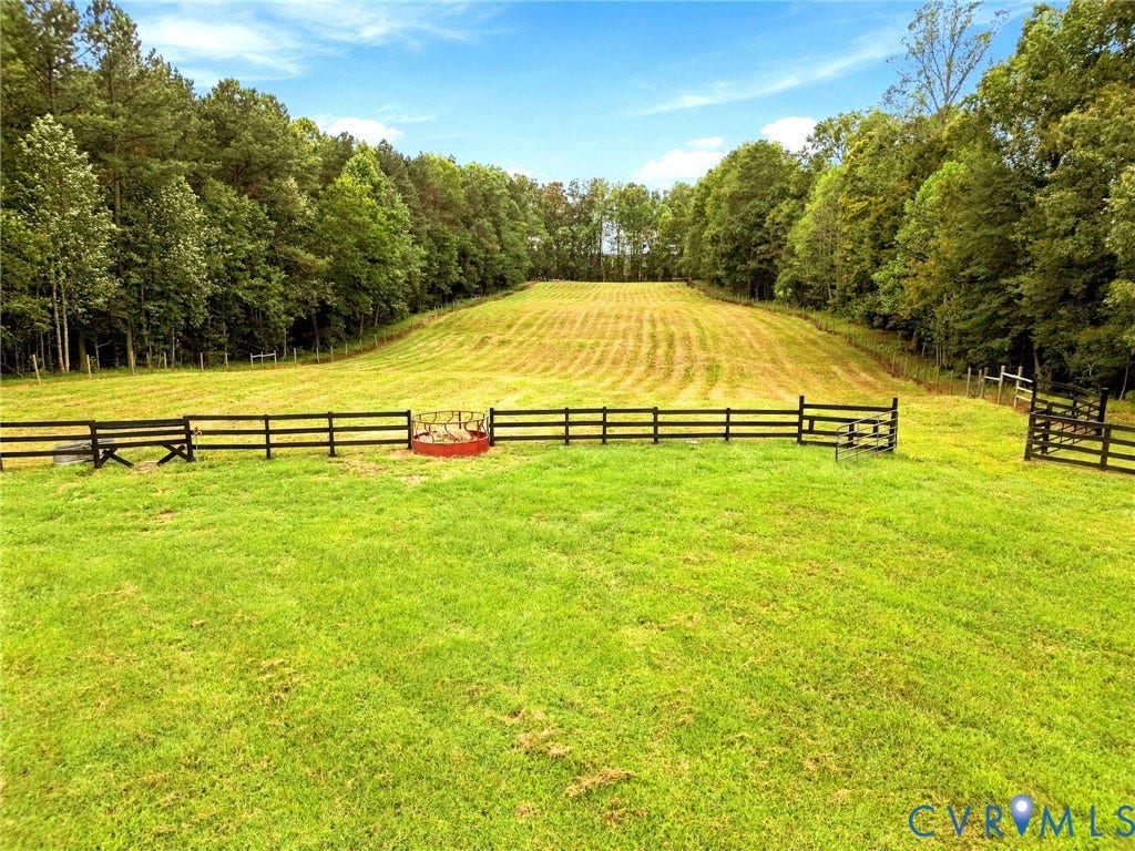 121 Green Level Road, King William, VA 23086 121 Green Level Road, King William, VA 23086