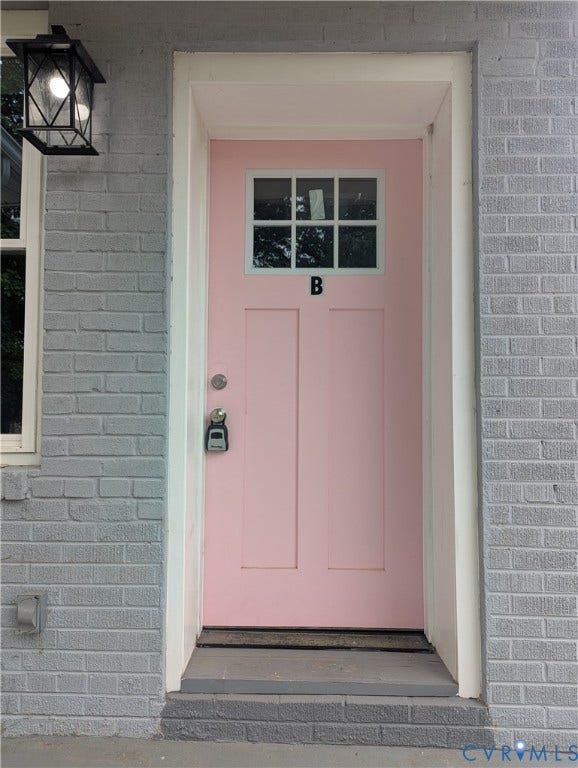 4202 Chamberlayne Avenue, Richmond, VA 23227 Painted brick exterior