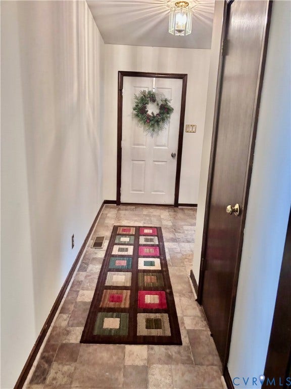 2109 Autumn Oaks Lane, Powhatan, VA 23139 2109 Autumn Oaks Lane, Powhatan, VA 23139
