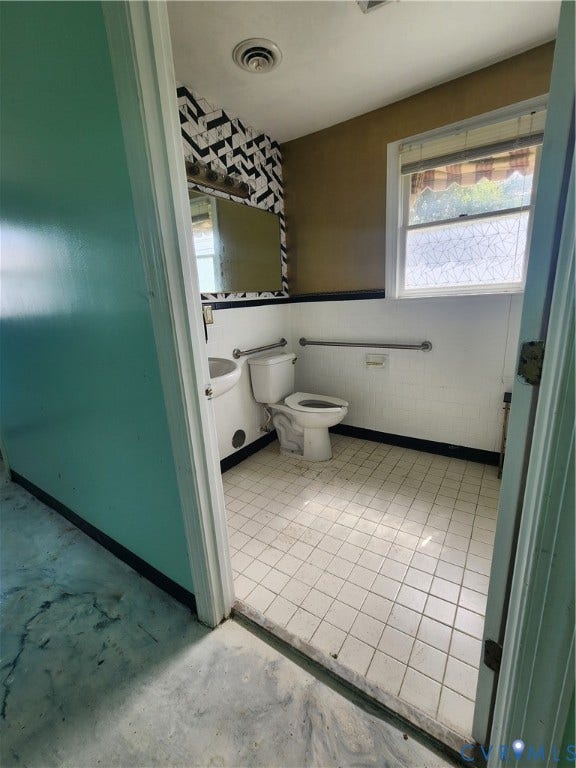 3400 E River Road, Chesterfield, VA 23803 3400 E River Road, Chesterfield, VA 23803