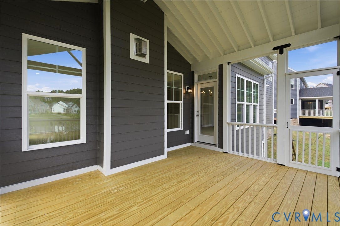 4013 Robins Ridge Drive, Tuckmar Farm, Moseley, VA 23120 16x12 vaulted screen porch