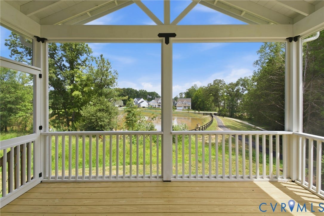 4013 Robins Ridge Drive, Tuckmar Farm, Moseley, VA 23120 16x12 vaulted screen porch