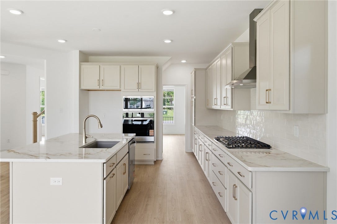 4013 Robins Ridge Drive, Tuckmar Farm, Moseley, VA 23120 Kitchen