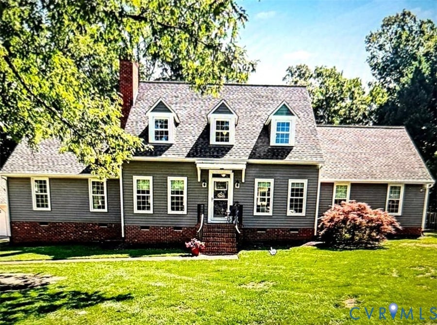 Property photo for 7101 N Hairpin Drive, Quinton, VA