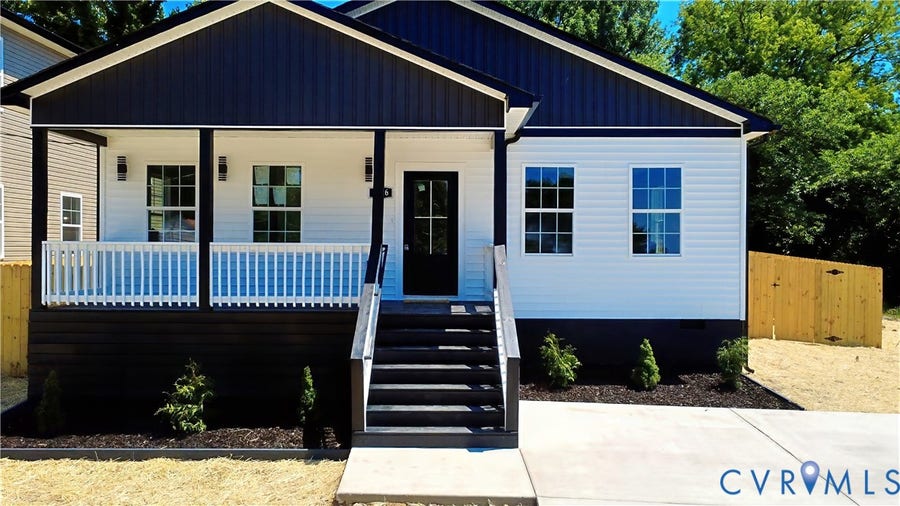 Property photo for 326 Mars Street, Petersburg, VA