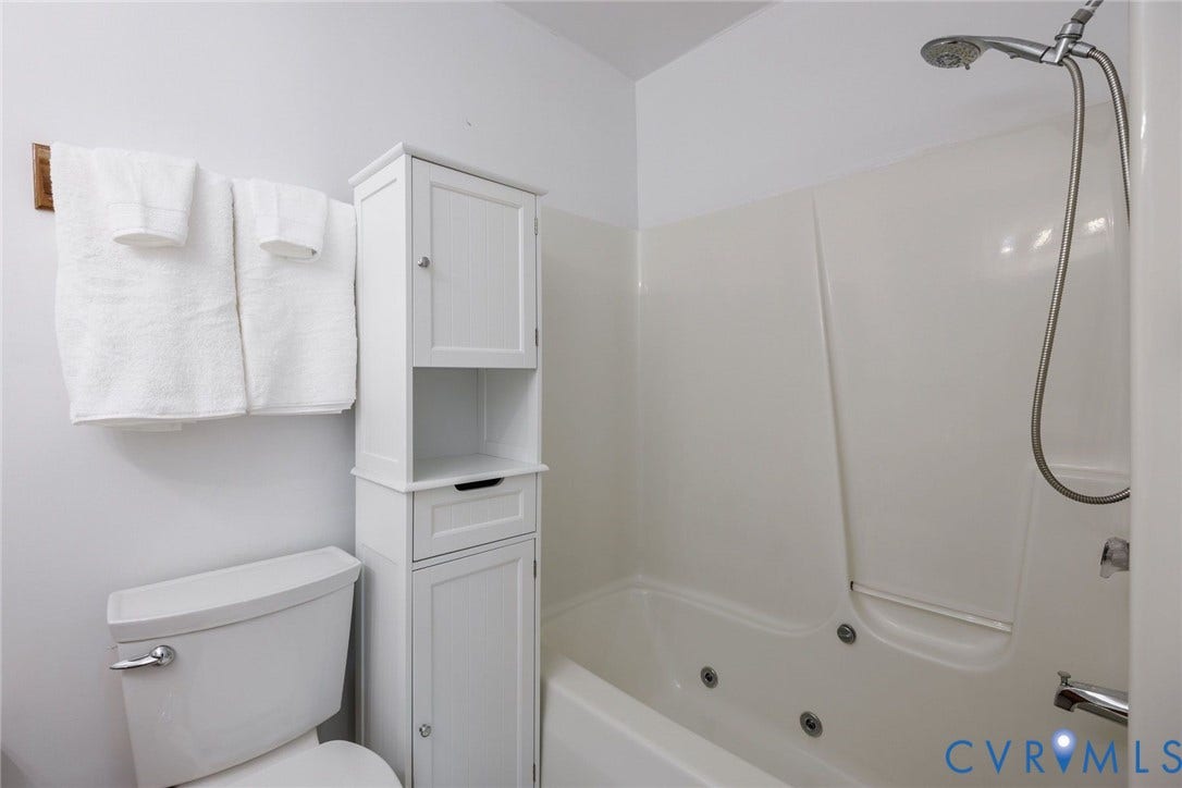 344 Tammy Drive, Little Bay, White Stone, VA 22578