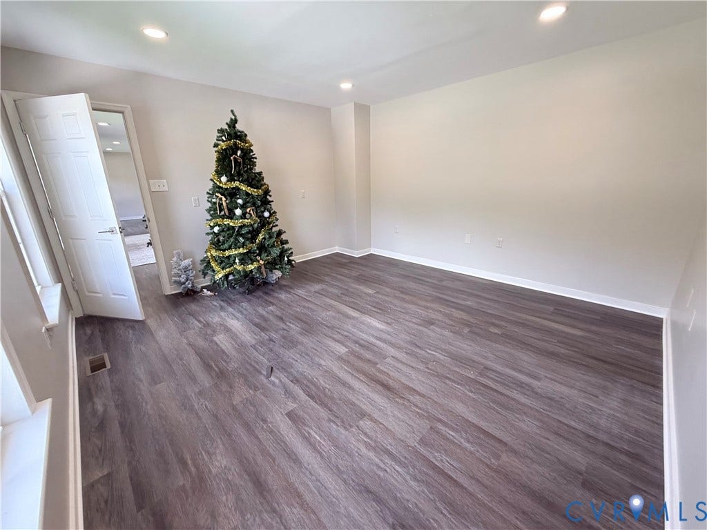 2091 Anderson Highway, Powhatan, VA 23139 Separate, private office with door.