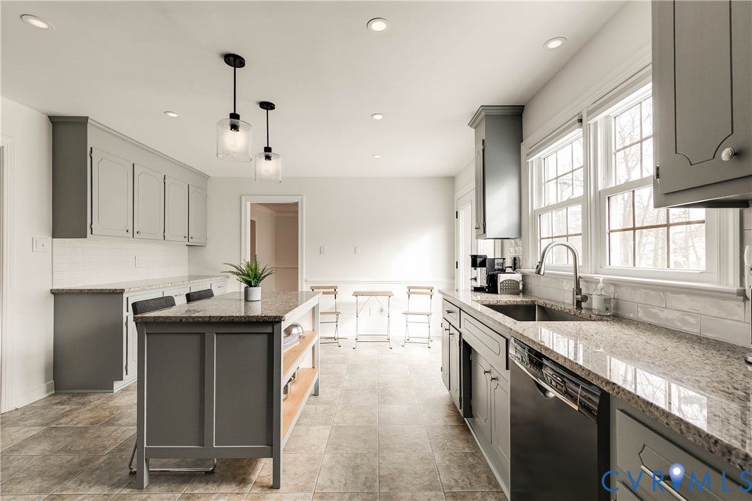 4013 Cresthill Road, Chester, VA 23831 4013 Cresthill Road, Chester, VA 23831