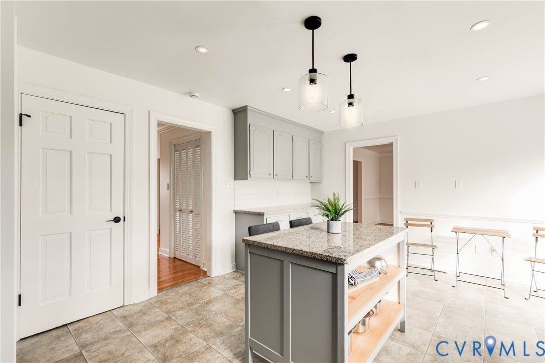4013 Cresthill Road, Chester, VA 23831 4013 Cresthill Road, Chester, VA 23831