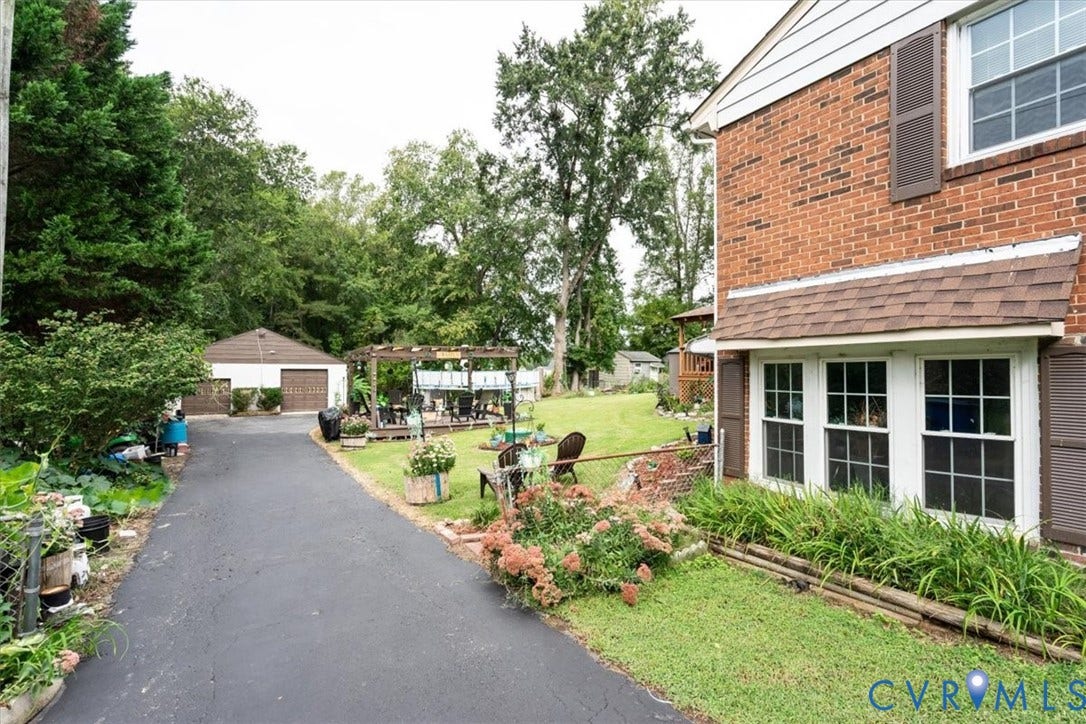 5510 Alberta Road, Stanwick, Midlothian, VA 23832 Sitted in .7 Acre lot