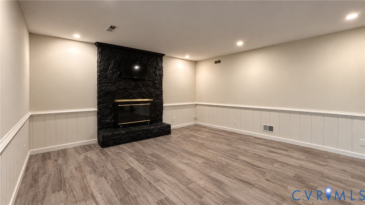 1401 Stone River Road, North Chesterfield, VA 23235 1401 Stone River Road, North Chesterfield, VA 23235