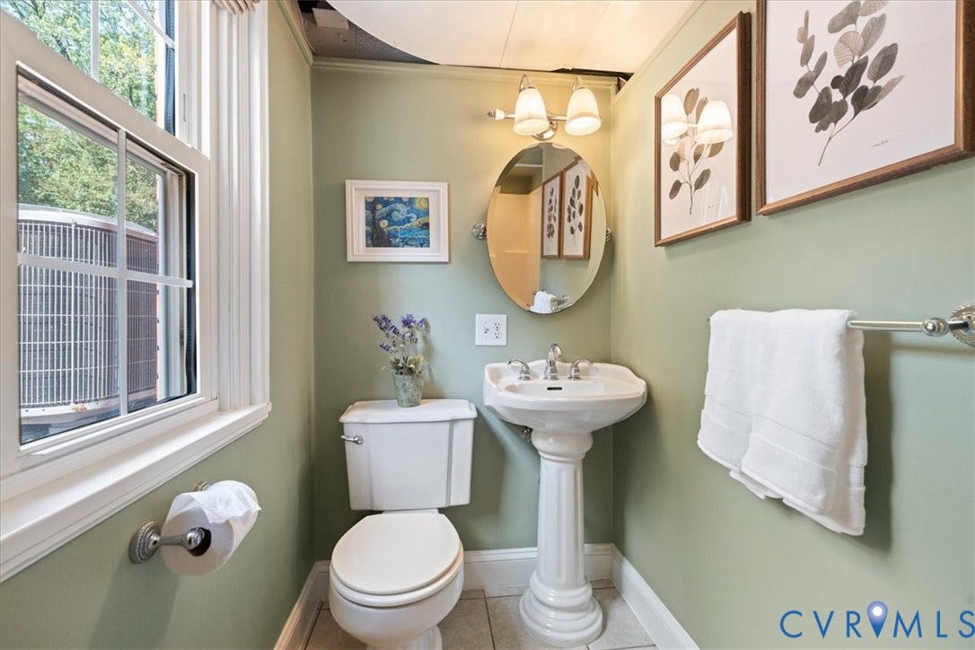 First floor full bath & Laundry room