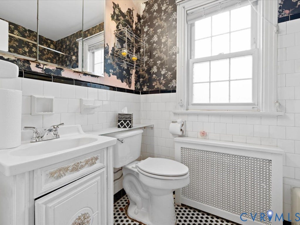 3207 Bute Lane, L W Bates, Richmond, VA 23221