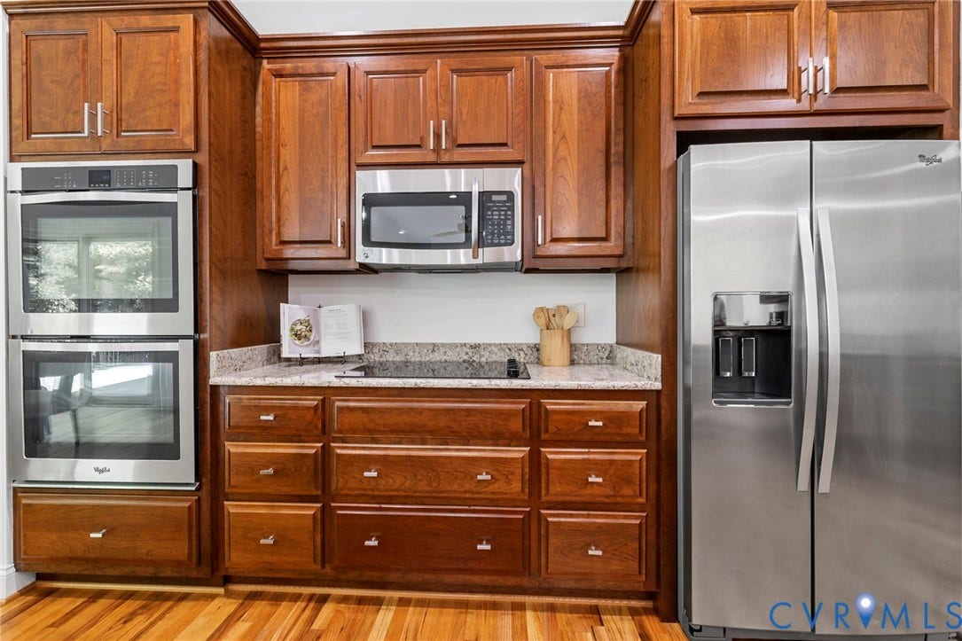 Stainless Appliances,  Double Ovens, Granite Counters