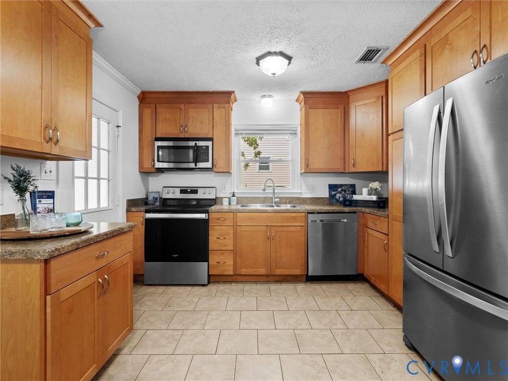 7307 Velvet Antler Drive, Midlothian, VA 23112 7307 Velvet Antler Drive, Midlothian, VA 23112