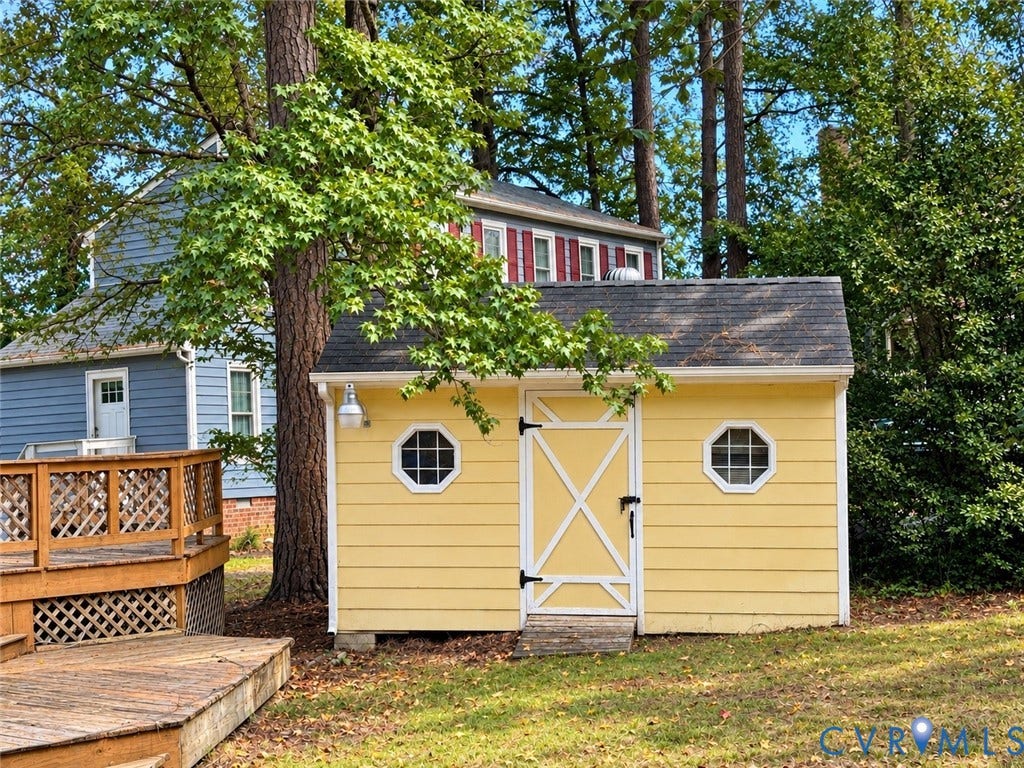 8636 Shadymist Drive, North Chesterfield, VA 23235 detached shed