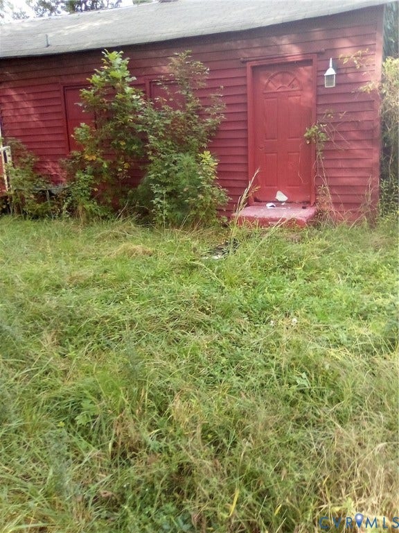 Property photo for 258 Twin Pine Road, Sandston, VA