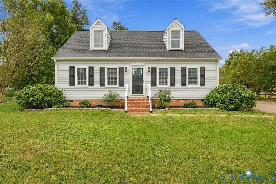 Property photo for 194 Poplar Road, Aylett, VA