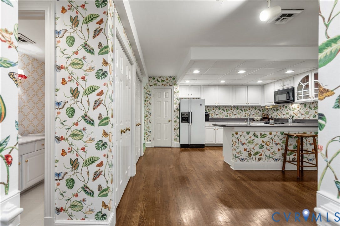 5621 Cary Street Road, #U4, Wilton, Richmond, VA 23226 Kitchen featuring wood-finish flooring, white cabinetry, a peninsula counter, and recessed lighting