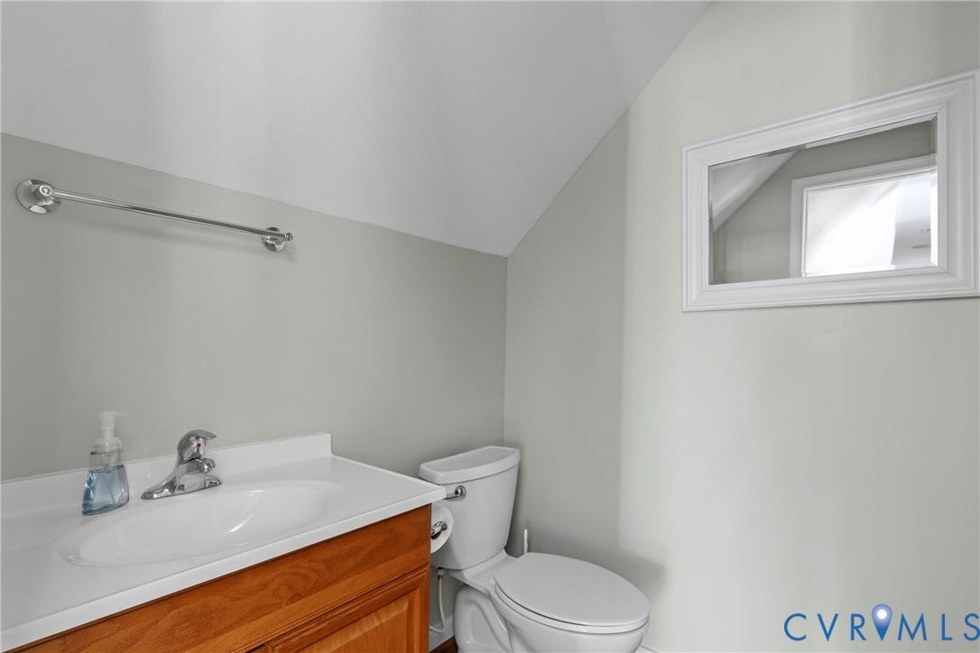 138 W Spring Road, Aylett, VA 23009 Half bath upstairs in garage