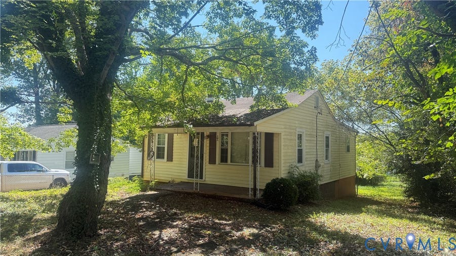 Property photo for 105 Eanes Street, Martinsville, VA