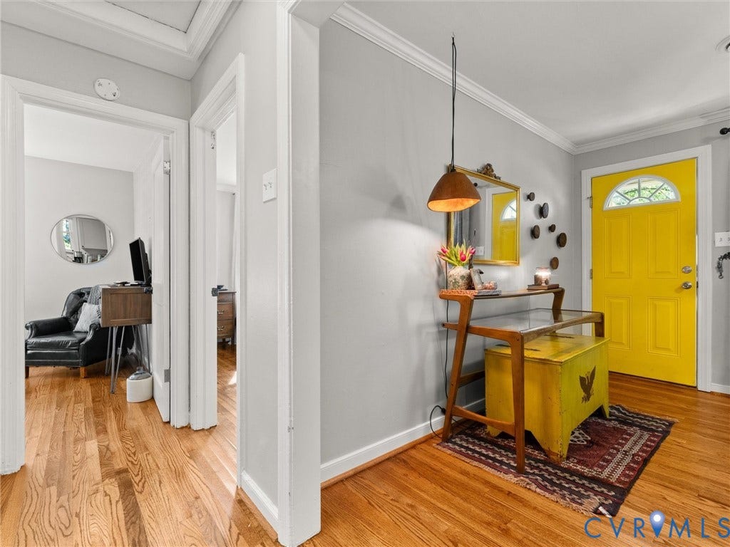 3933 Alma Avenue, Richmond, VA 23222 Hardwood flooring extends throughout, complemented by crisp white trim and crown molding