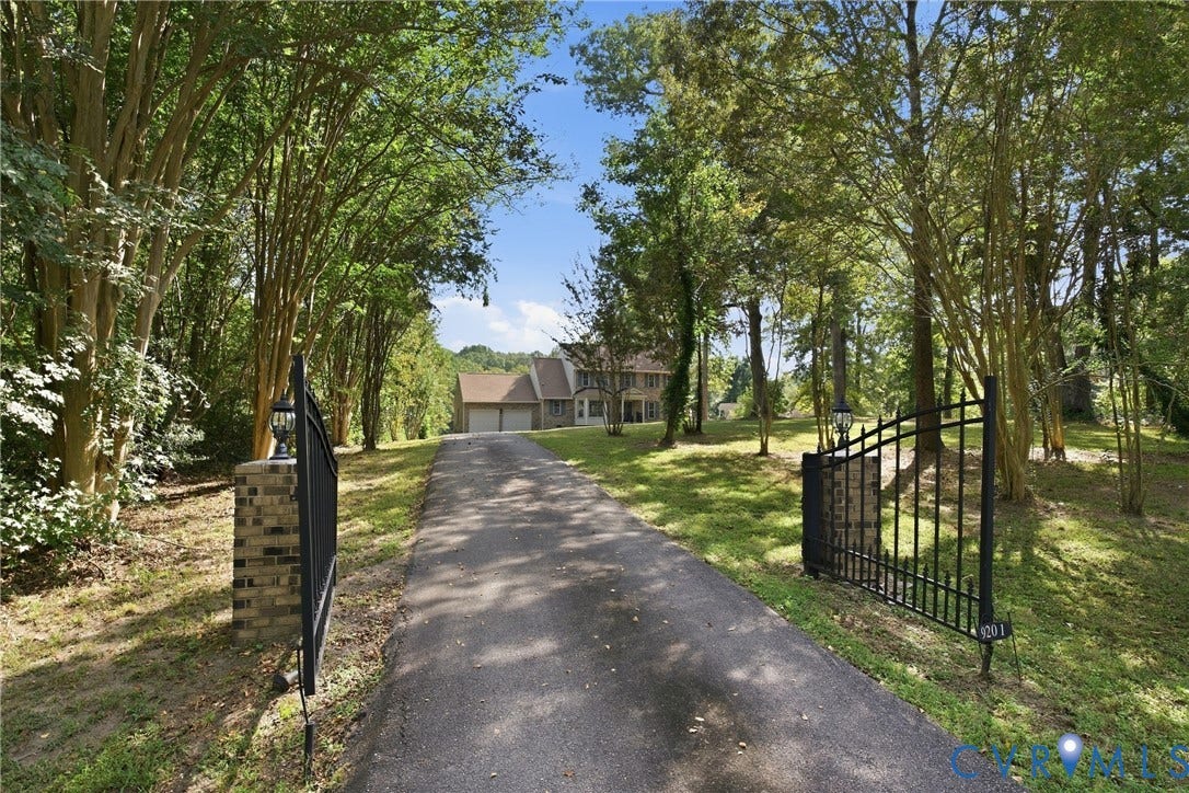 9201 Sherwood Drive, Quinton, VA 23141