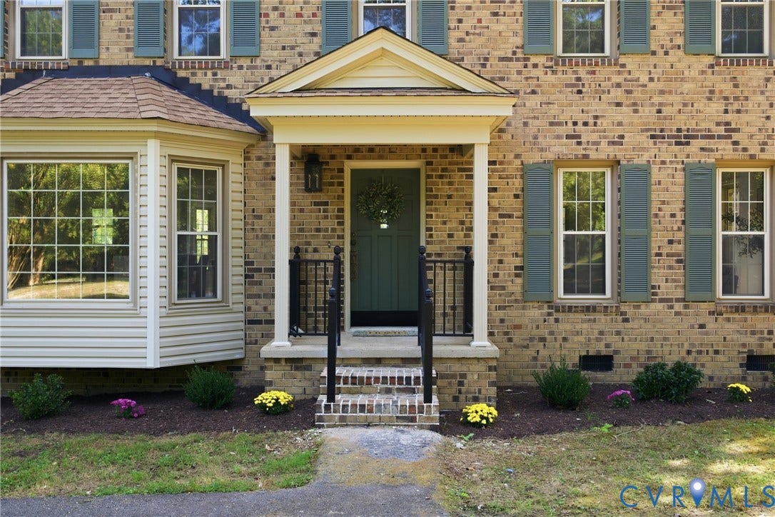 9201 Sherwood Drive, Quinton, VA 23141