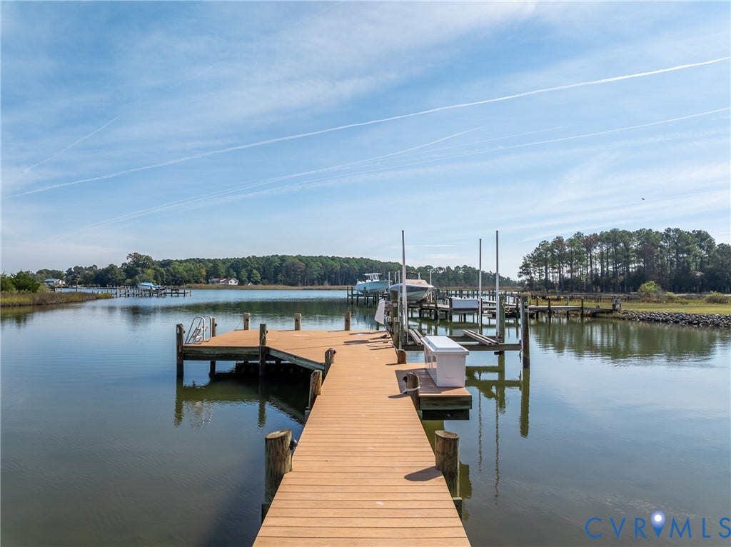 2164 Ocran Road, Ashley Cove, White Stone, VA 22578 Newly rebuilt pier with composite decking